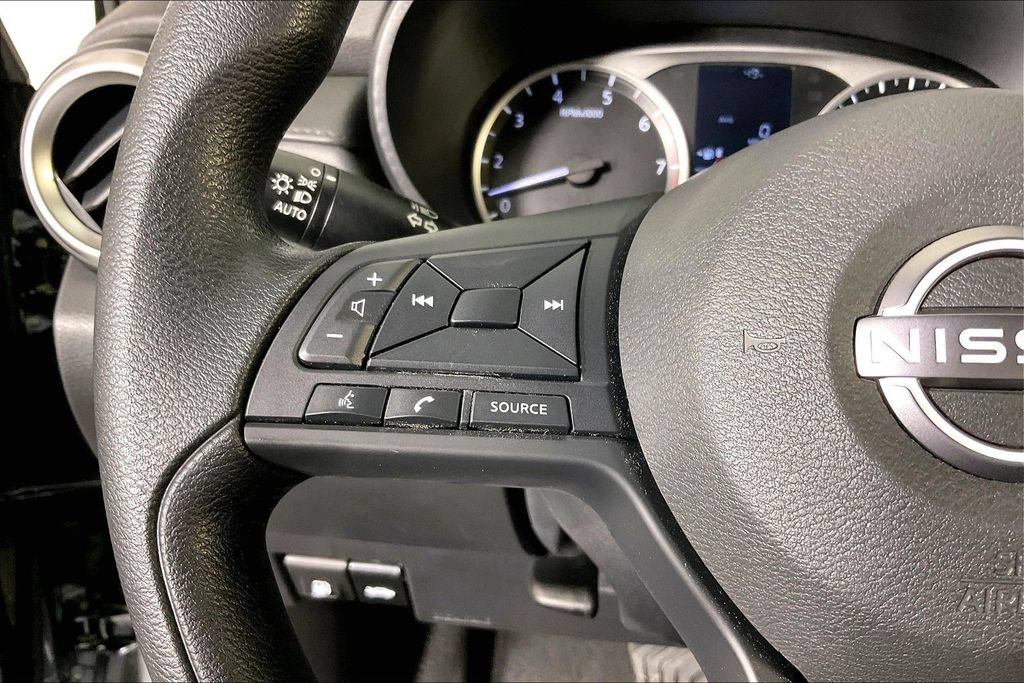 New 2025 Nissan Versa S w/ Trunk Package FWD image 18