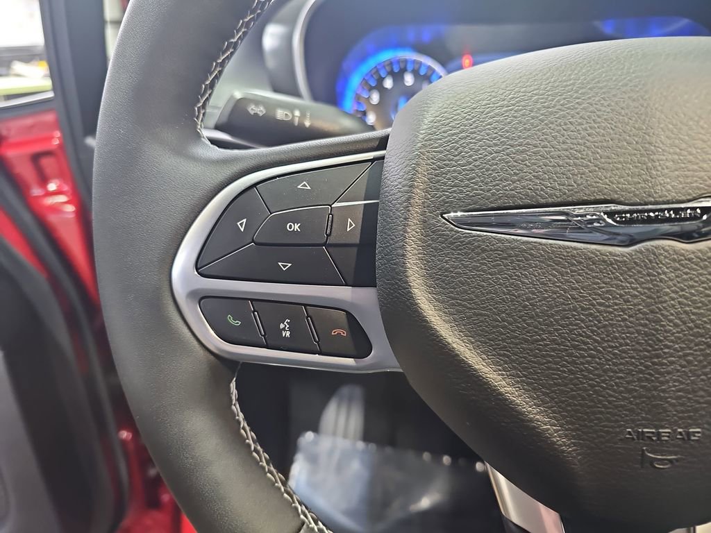 New 2026 Chrysler Pacifica Select image 19