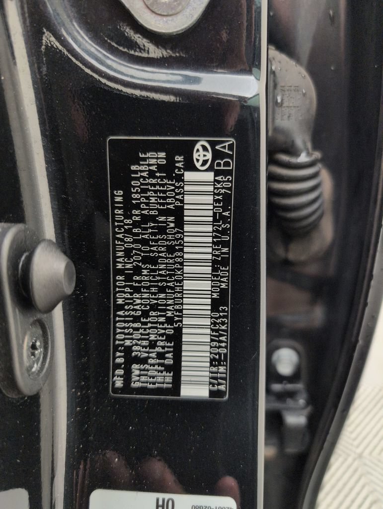 Used 2019 Toyota Corolla SE FWD image 40