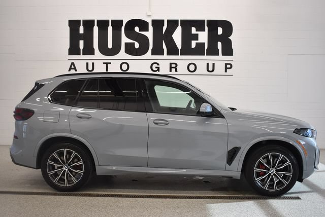 Used 2026 BMW X5 xDrive40i AWD/4WD image 2