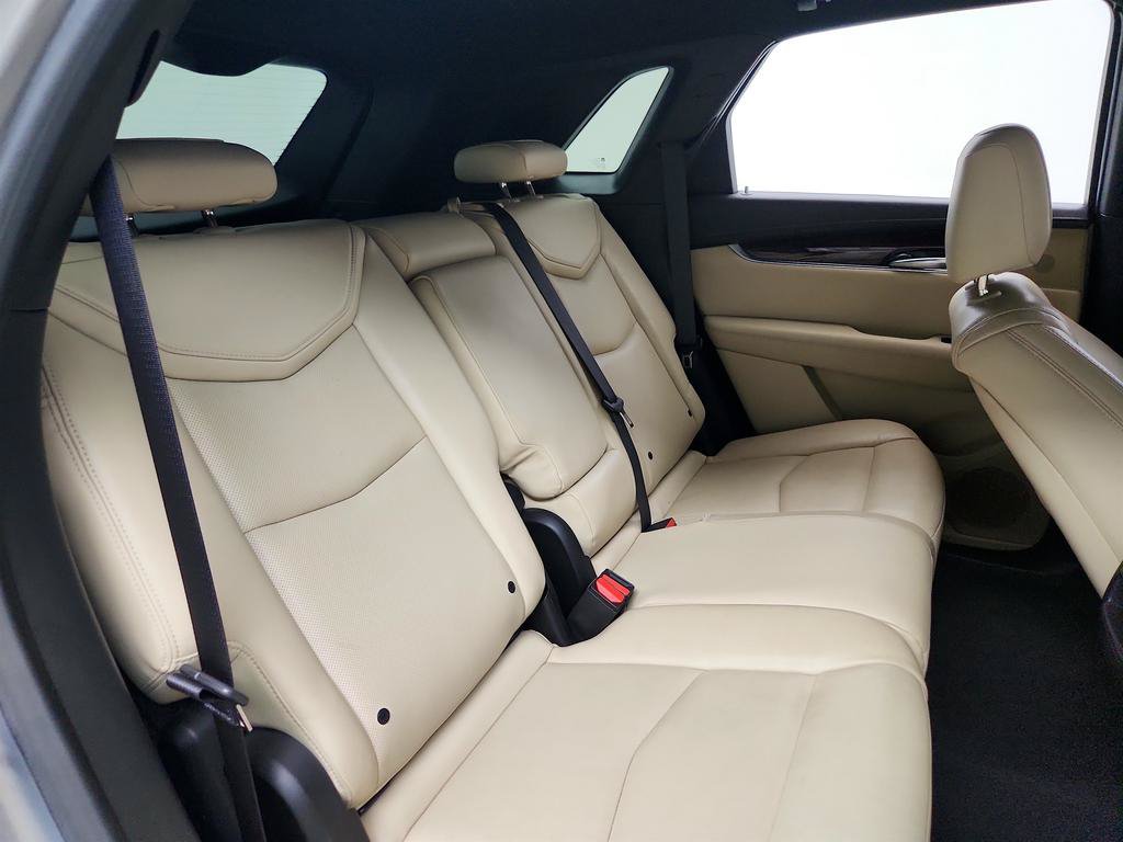 Used 2017 Cadillac XT5 Luxury w/ Driver Awareness Package FWD image 28