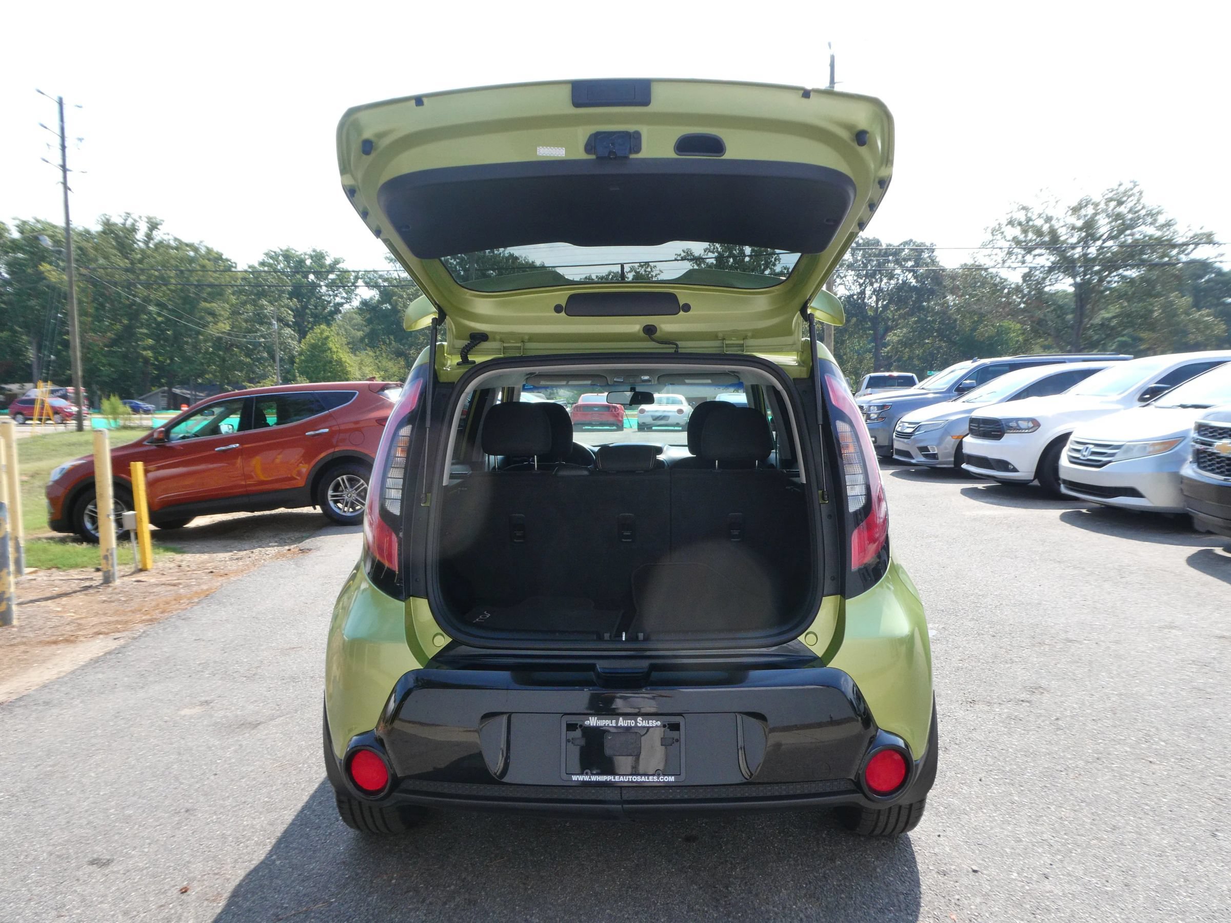 Used 2016 Kia Soul + FWD image 7