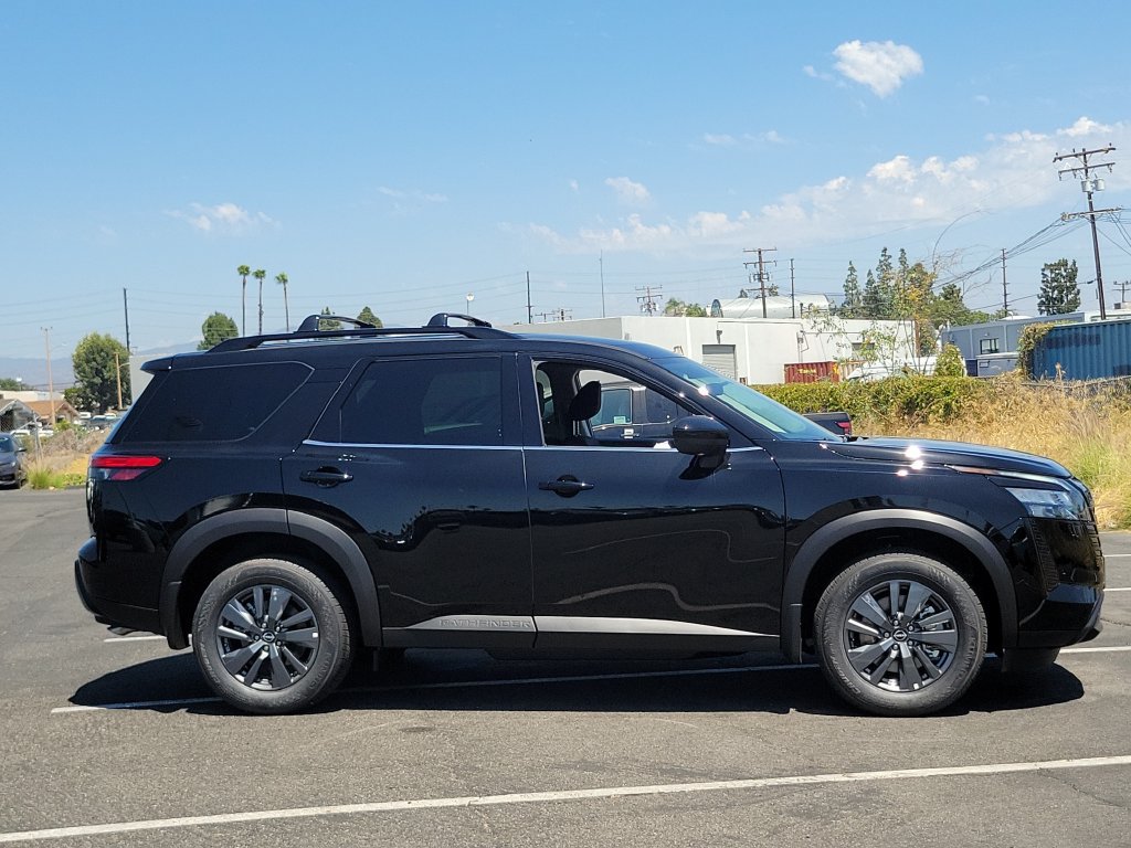 New 2026 Nissan Pathfinder SV FWD image 7