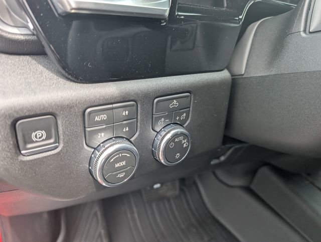New 2026 GMC Sierra 1500 SLE AWD/4WD image 18