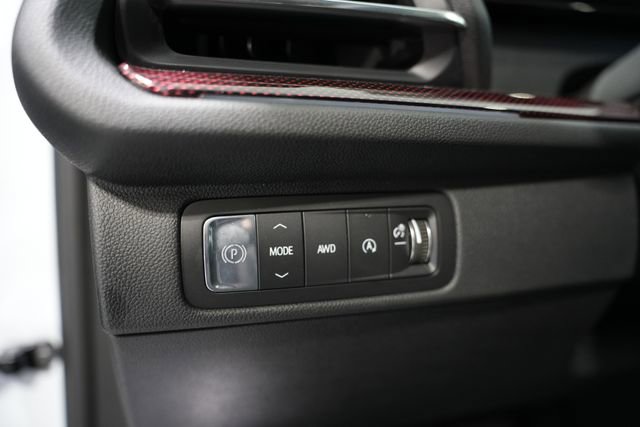 New 2026 Chevrolet Traverse Z71 w/ Enhanced Driving Package AWD/4WD image 13