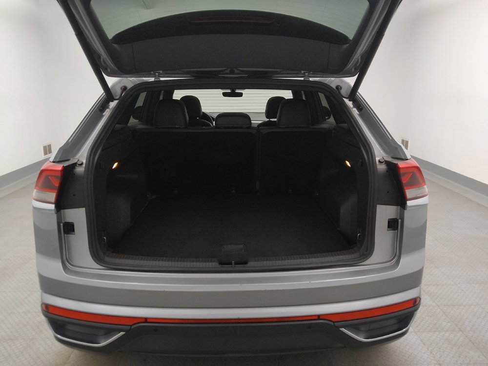 Used 2021 Volkswagen Atlas Cross Sport SE image 29