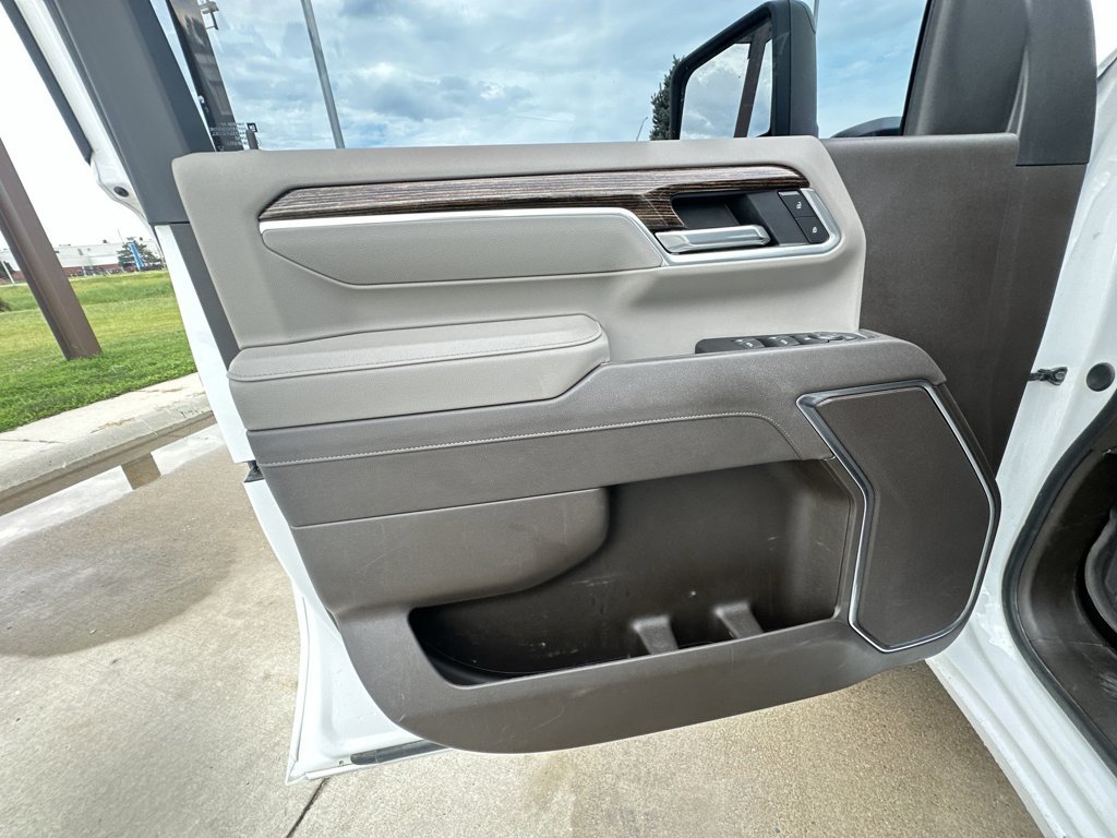 Used 2025 GMC Sierra 2500 SLE w/ SLE Value Package; AWD/4WD image 21
