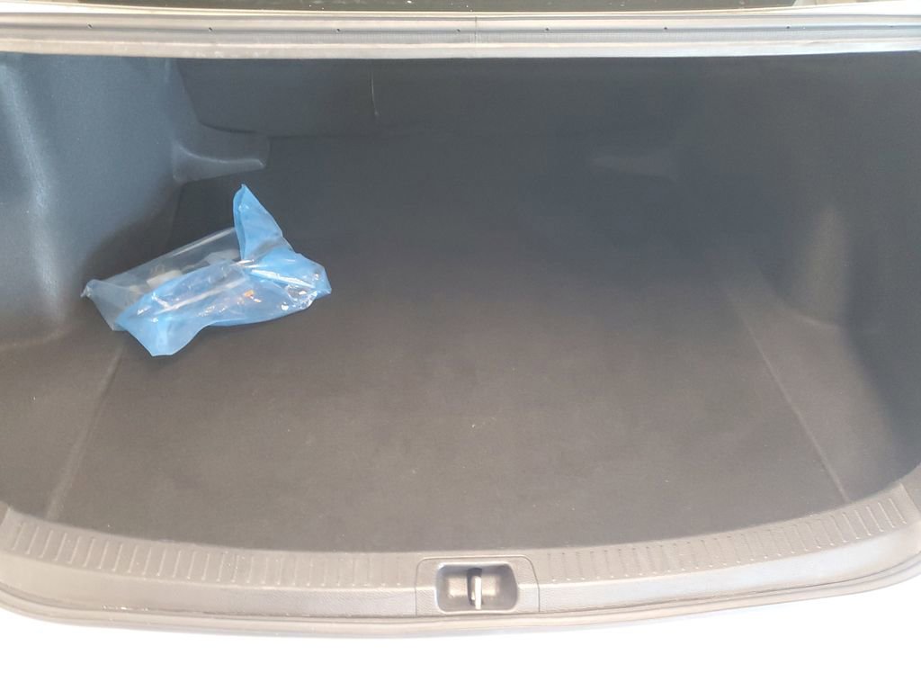 Used 2023 Toyota Corolla LE image 8