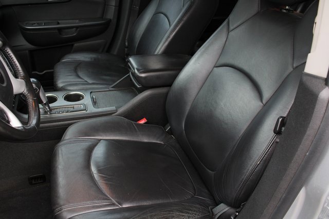 Used 2012 Chevrolet Traverse LT image 5