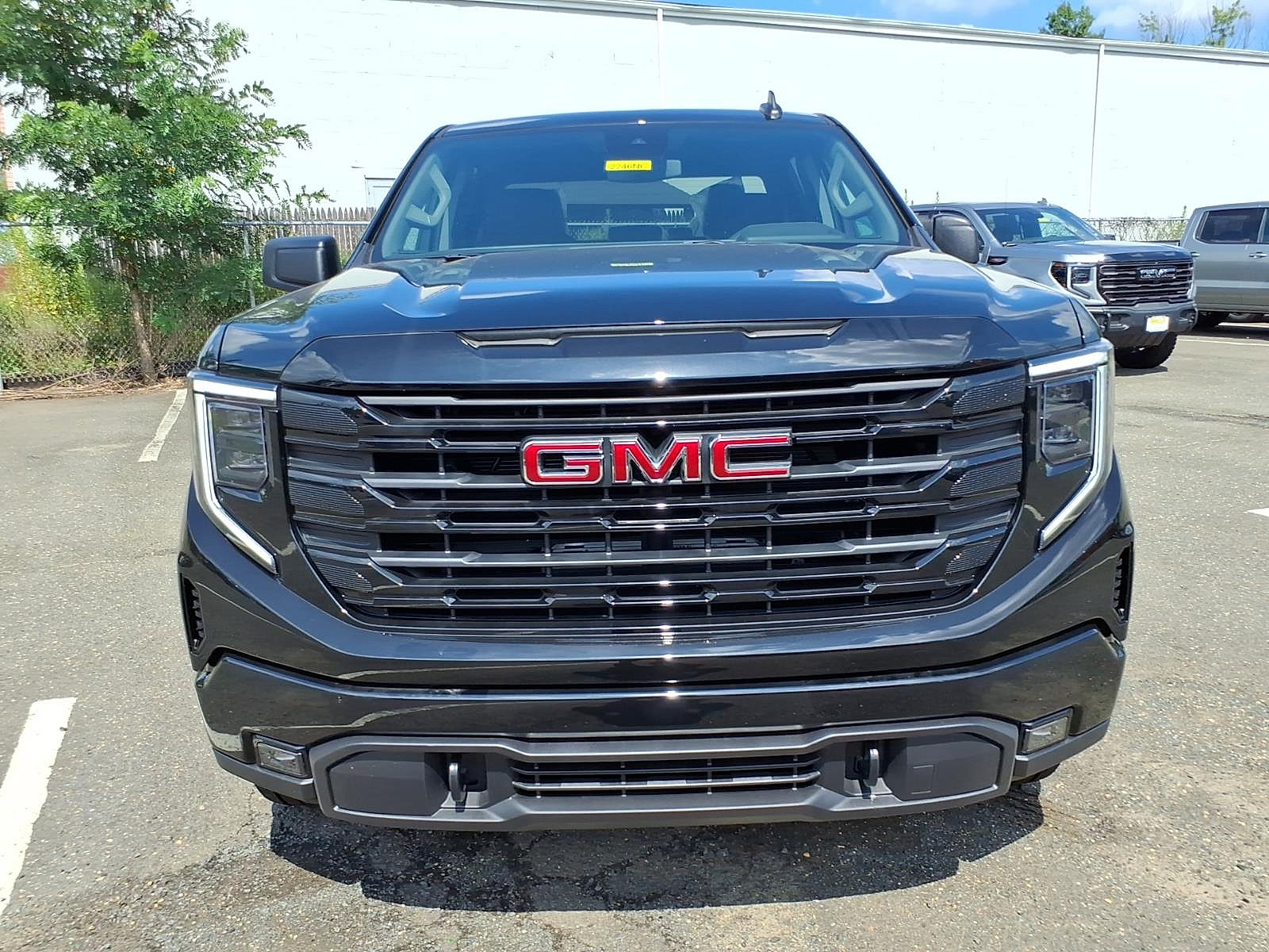 New 2026 GMC Sierra 1500 Elevation AWD/4WD image 2