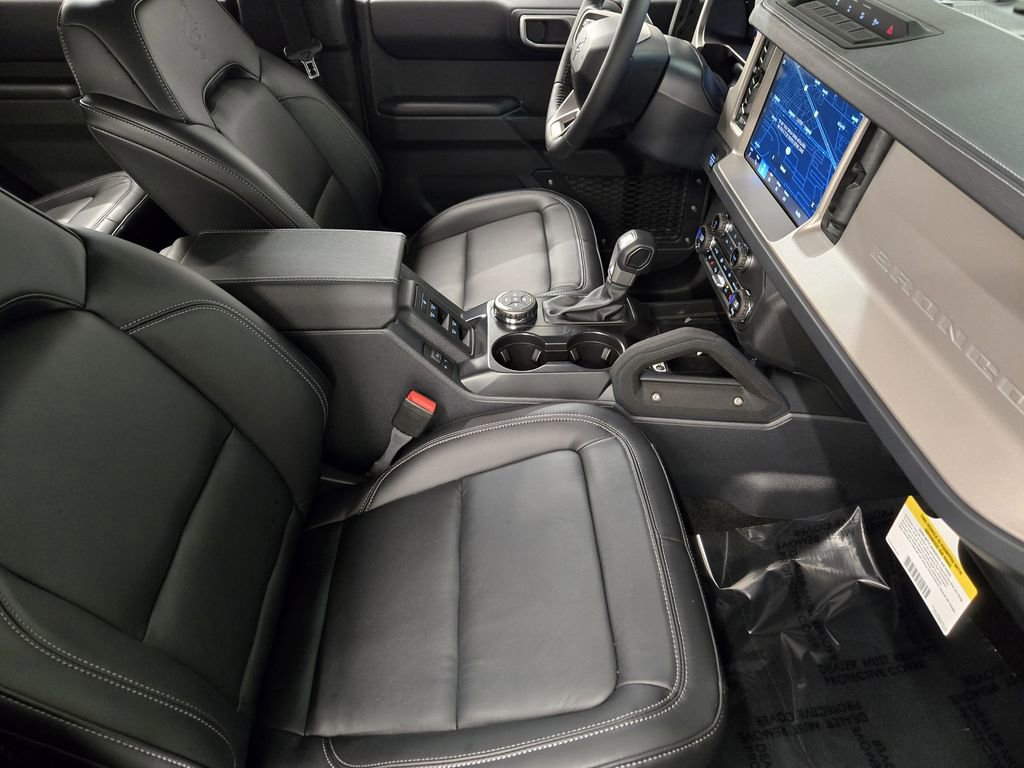 New 2026 Ford Bronco Outer Banks AWD/4WD image 13