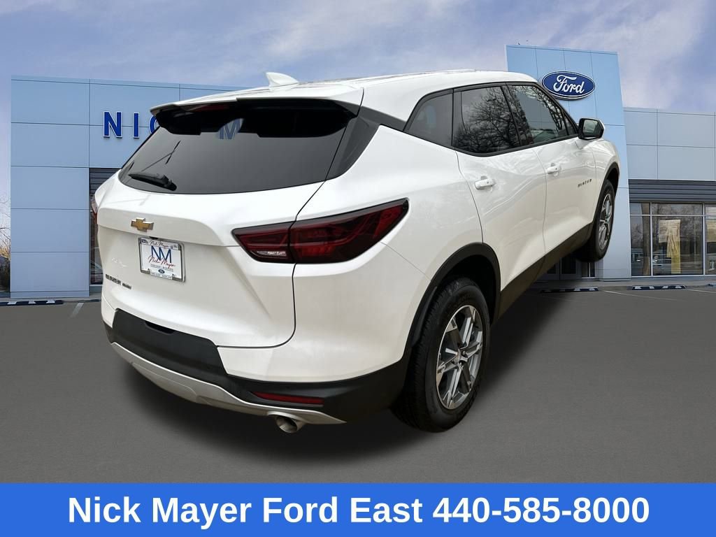 Used 2024 Chevrolet Blazer LT w/ Driver Confidence Package image 7
