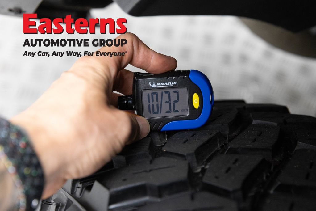 Used 2023 Jeep Wrangler Unlimited w/ Cold Weather Group AWD/4WD image 29
