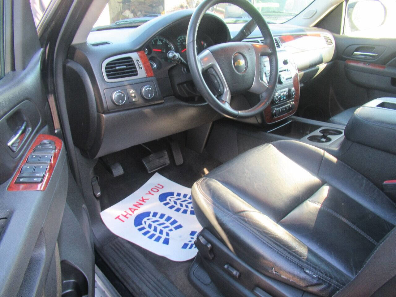 Used 2013 Chevrolet Suburban LS w/ Convenience Package 1 image 17