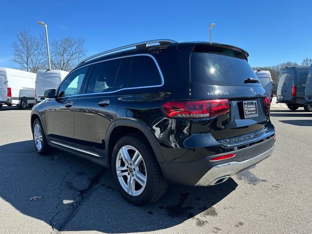 Certified 2022 Mercedes-Benz GLB 250 4MATIC w/ Premium Package Lite image 5