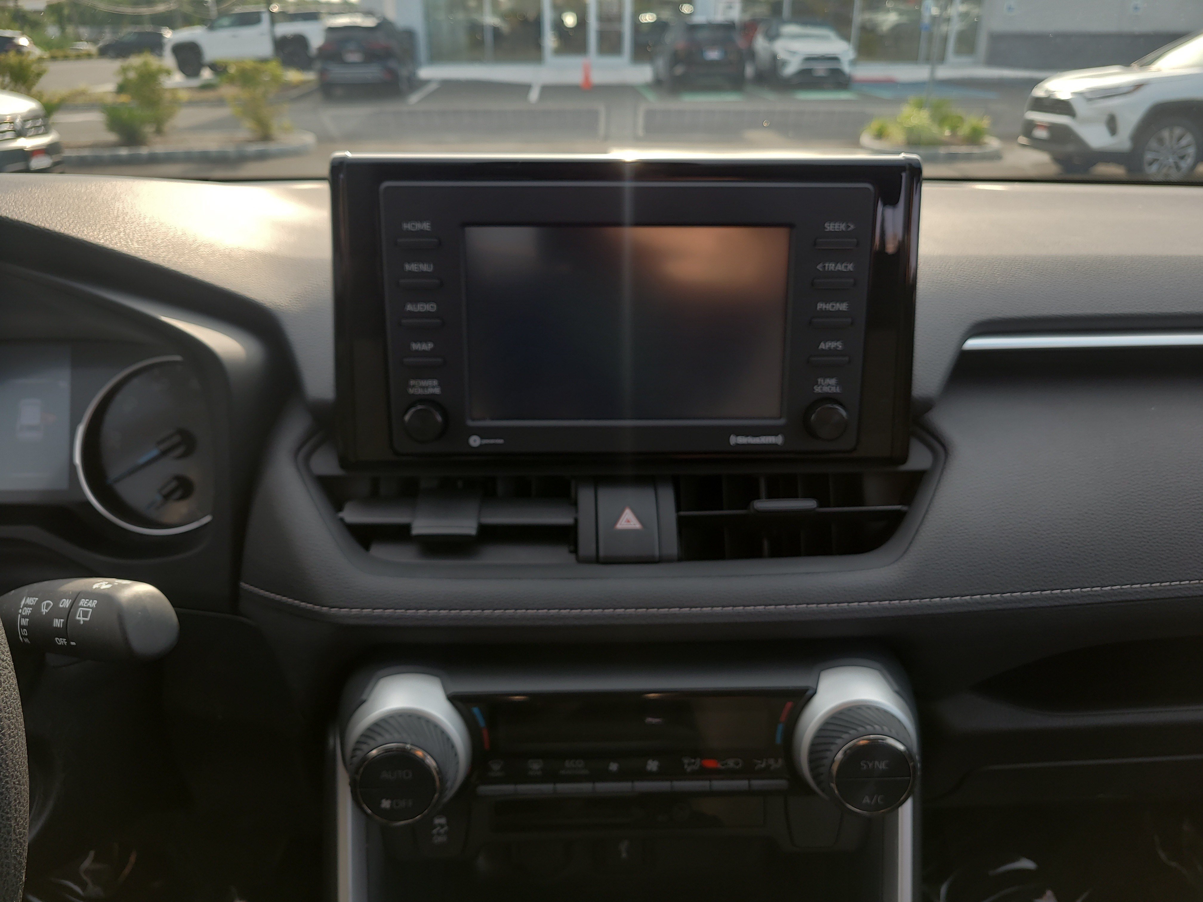 Certified 2022 Toyota RAV4 LE AWD/4WD image 19