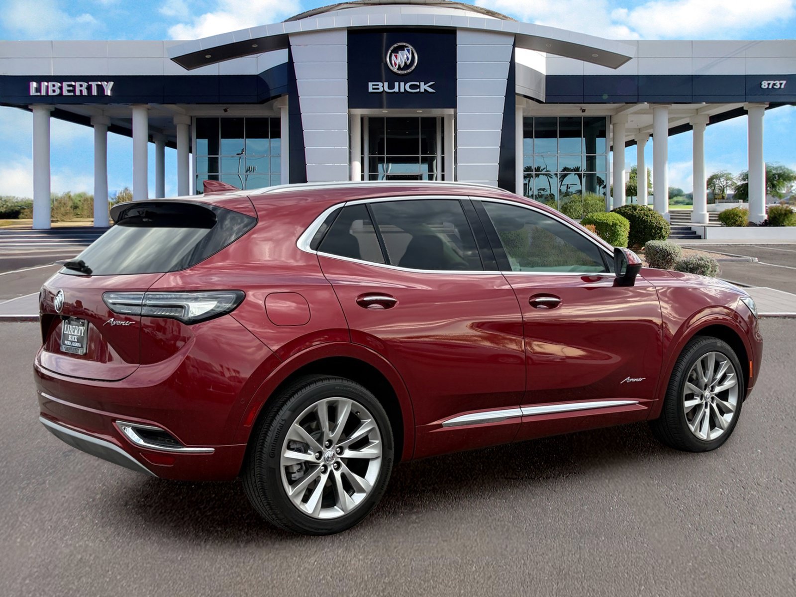 Used 2023 Buick Envision Avenir AWD/4WD image 4