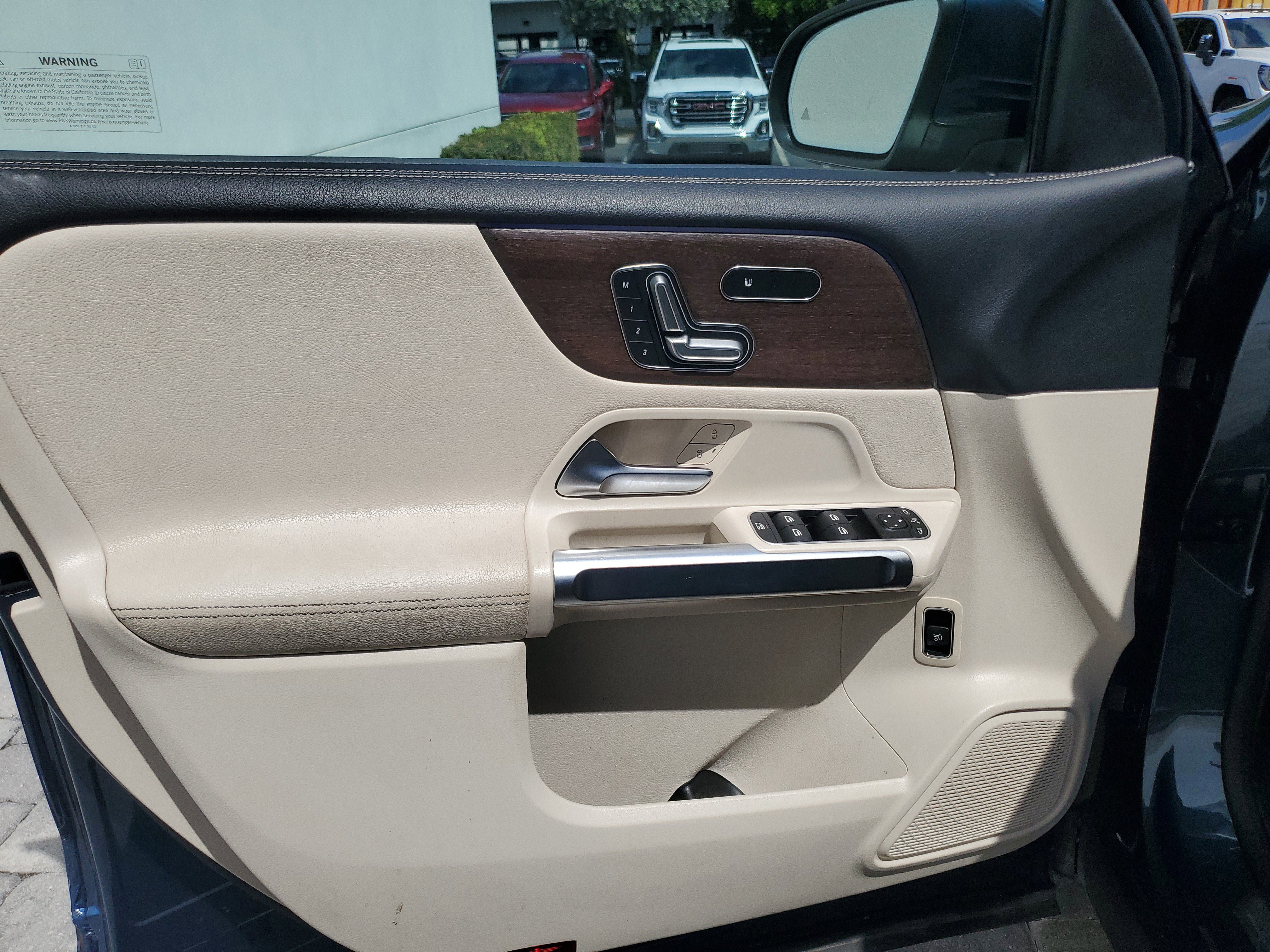 Used 2021 Mercedes-Benz GLB 250 image 6