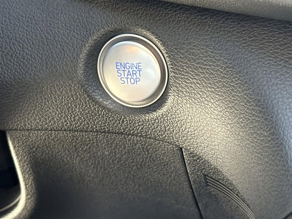 Used 2022 Hyundai Santa Fe SEL w/ Cargo Package image 15