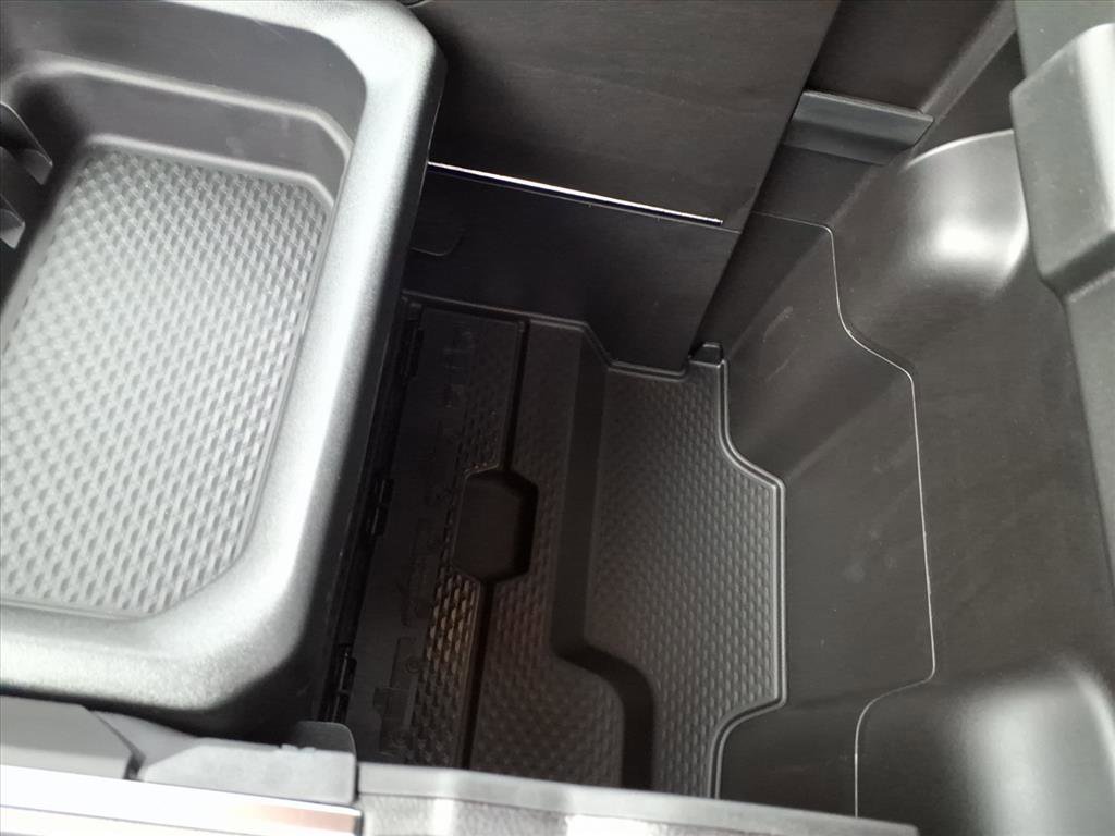 New 2026 RAM 1500 Express image 28