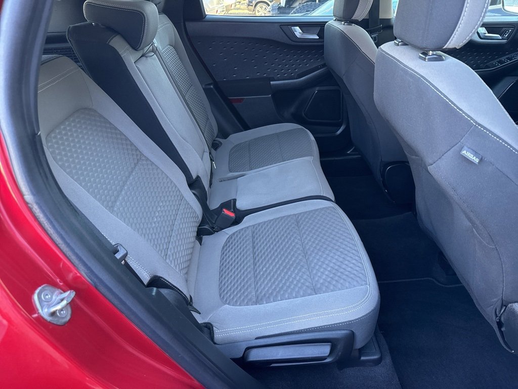 Used 2020 Ford Escape SE image 26