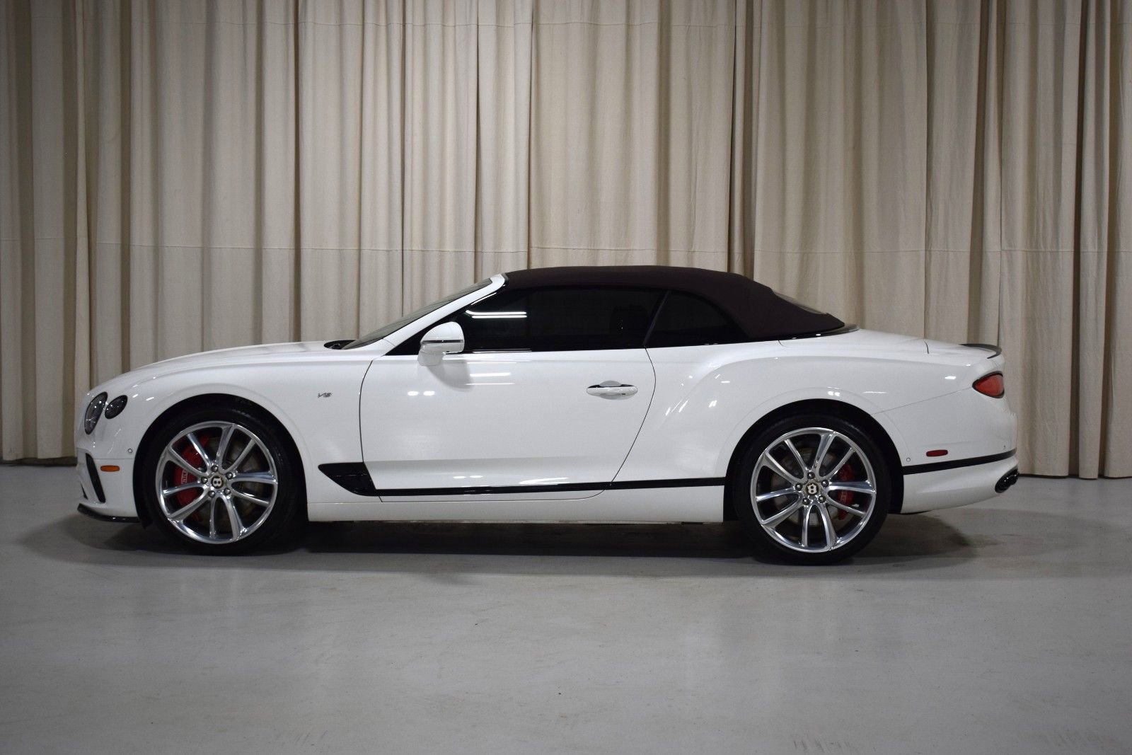 Used 2020 Bentley Continental GT image 4