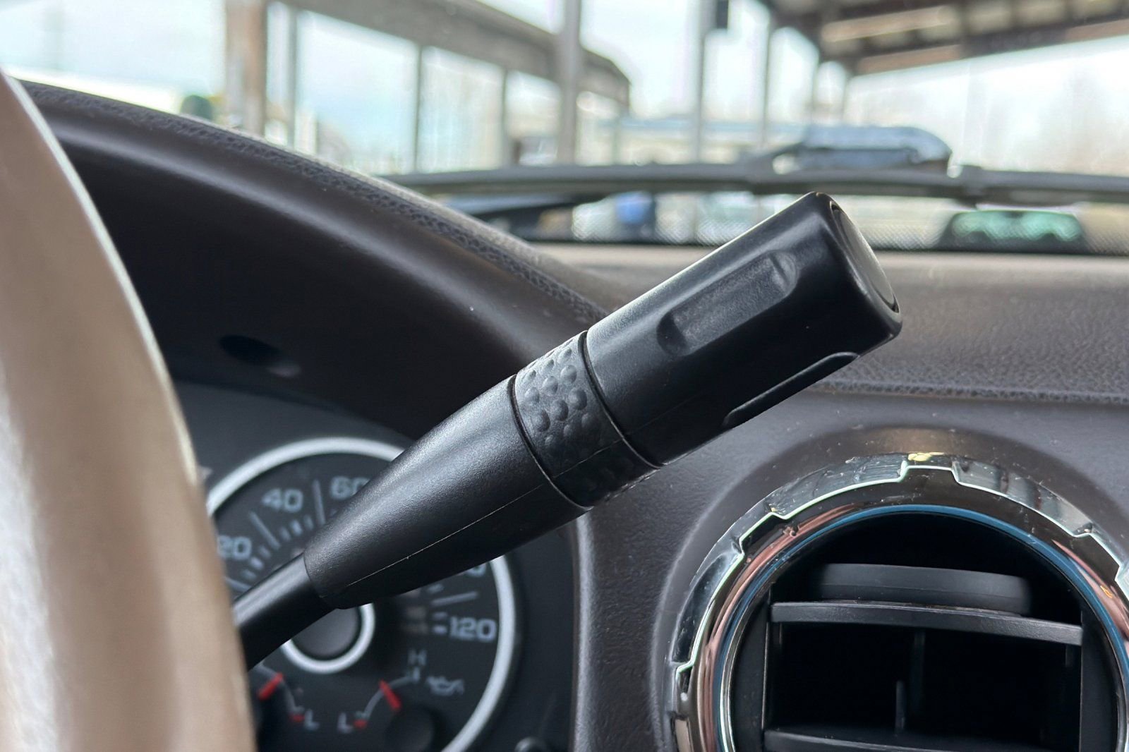 Used 2005 Ford Expedition XLT image 20