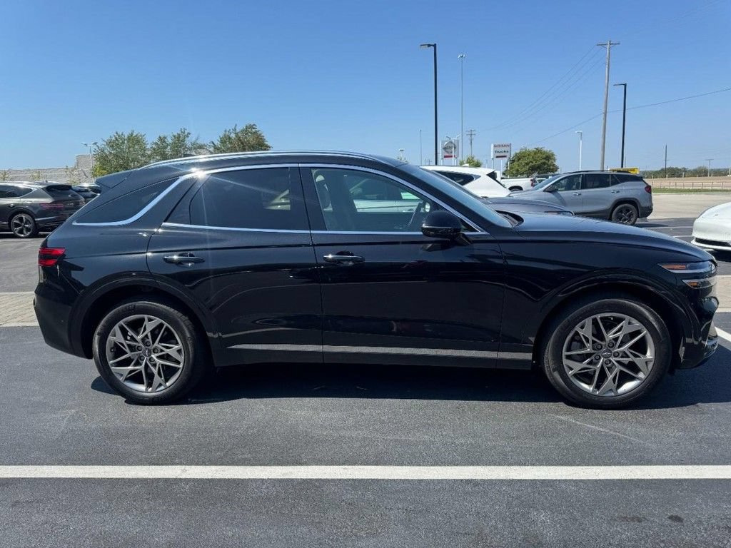 Certified 2022 Genesis GV70 2.5T w/ Advanced Package AWD/4WD image 2