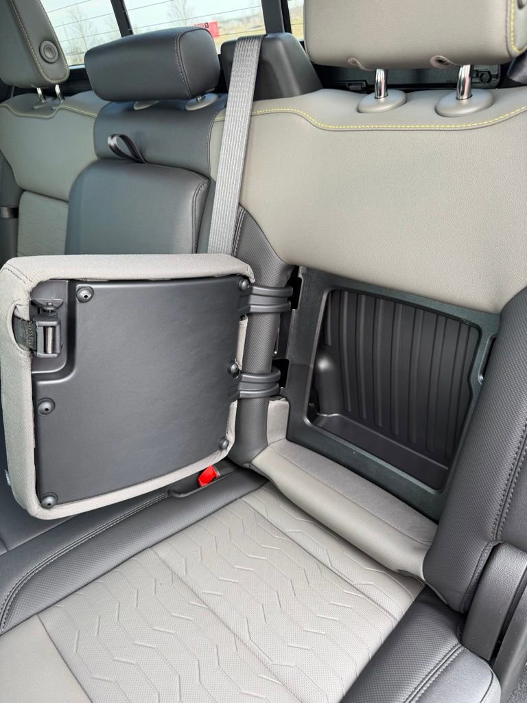 New 2026 Chevrolet Silverado 1500 ZR2 image 9