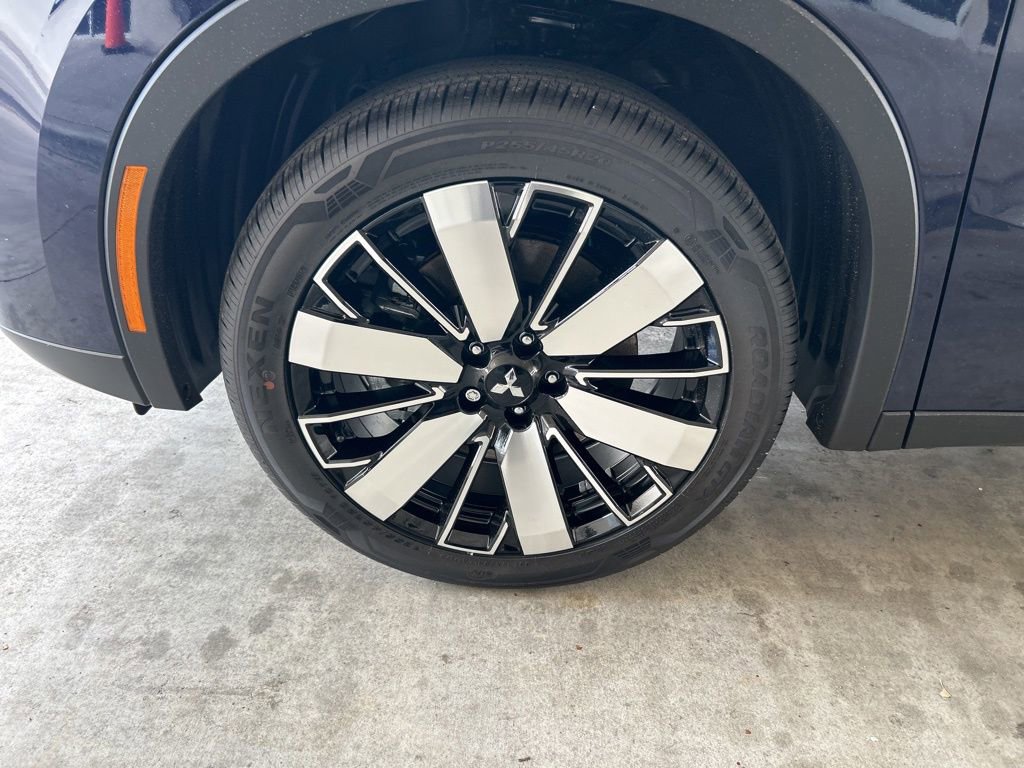 New 2026 Mitsubishi Outlander SE image 14