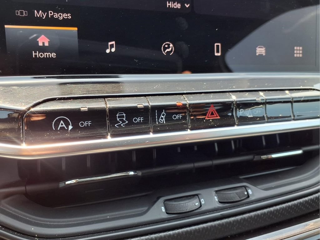 New 2026 Jeep Compass Latitude AWD/4WD image 29