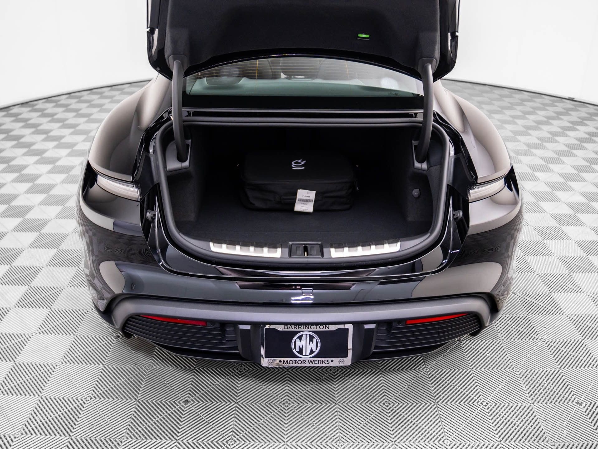 New 2026 Porsche Taycan image 32