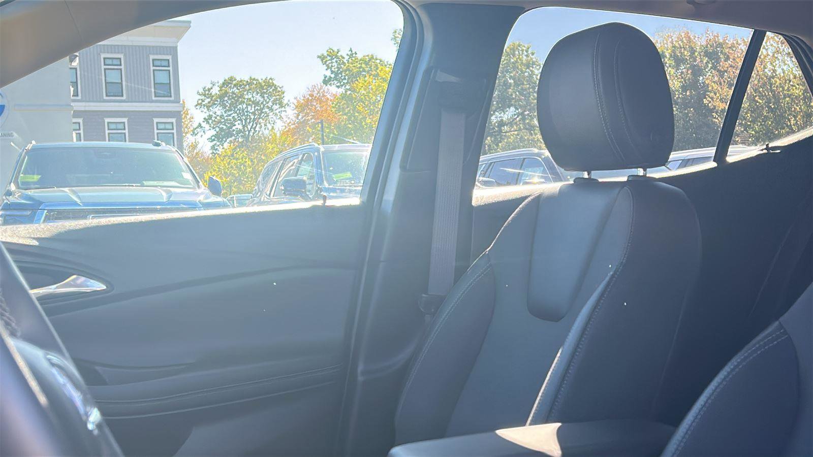 Certified 2023 Buick Encore GX Select w/ Safety Package II image 23