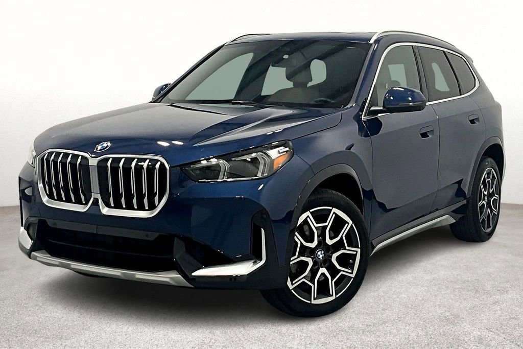 Certified 2025 BMW X1 xDrive28i w/ Technology Package image 11