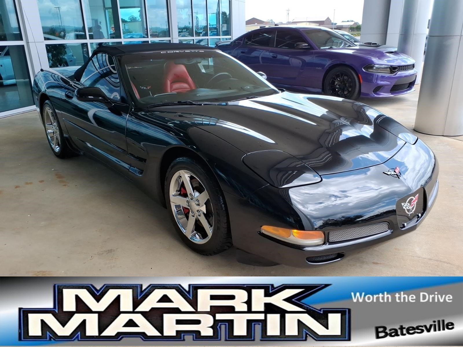 Used 2004 Chevrolet Corvette Convertible w/ Preferred Equipment Group RWD image 1
