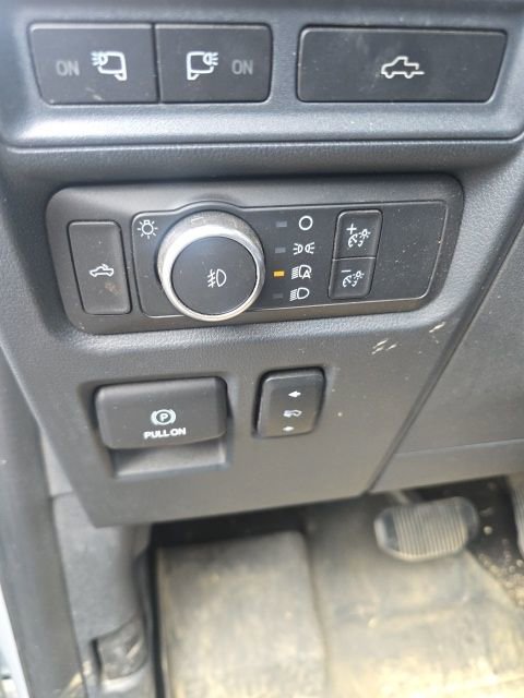 Used 2022 Ford F150 Lariat w/ Equipment Group 502A High image 21