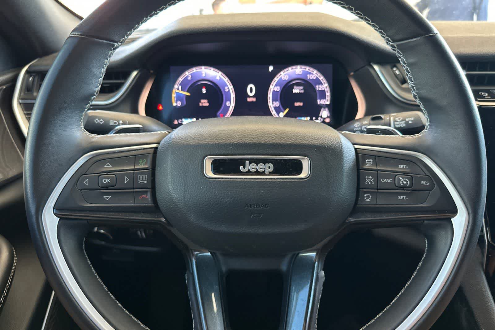 Used 2022 Jeep Grand Cherokee L Laredo RWD image 26