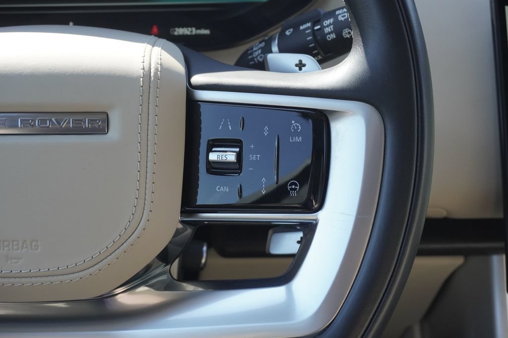 Used 2023 Land Rover Range Rover SE AWD/4WD image 13