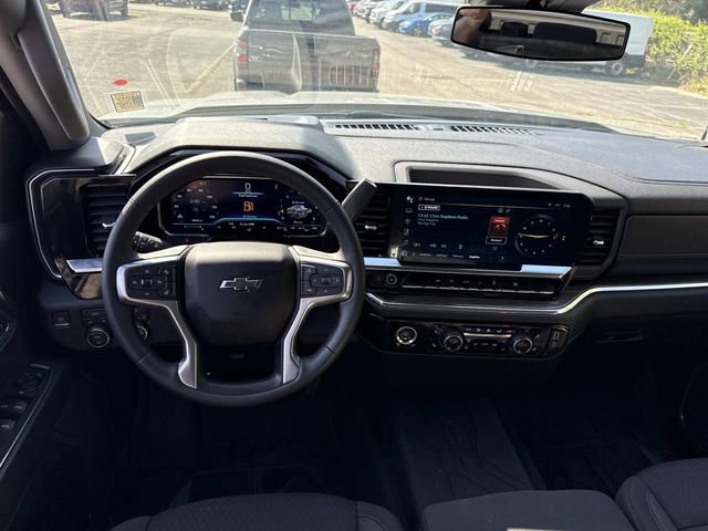 Used 2024 Chevrolet Silverado 1500 RST w/ Protection Package AWD/4WD image 15