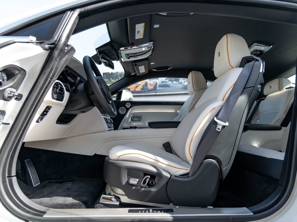 Used 2025 Rolls-Royce Spectre w/ Spectre Launch Package AWD/4WD image 26