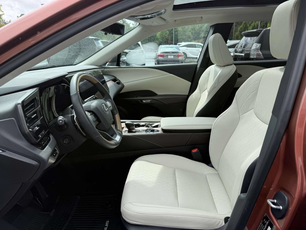 Used 2025 Lexus RX 350 Premium Plus w/ Convenience Package AWD/4WD image 14