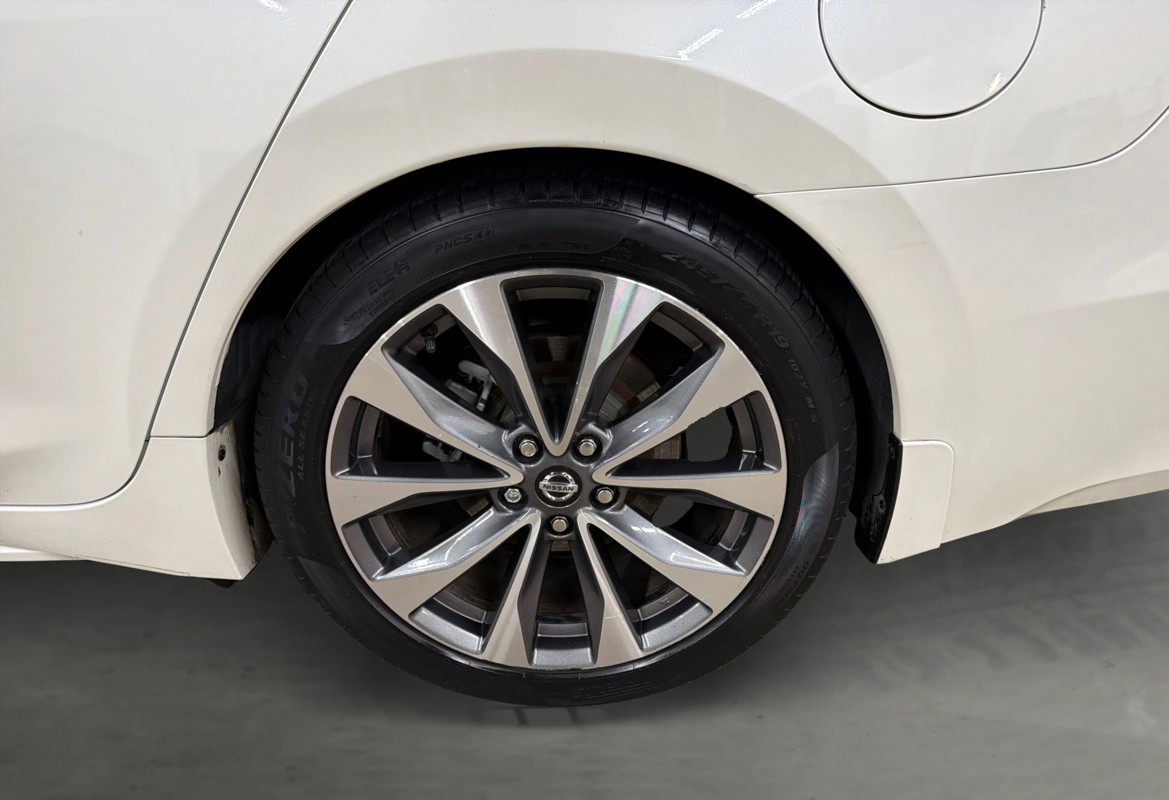 Used 2019 Nissan Maxima Platinum w/ Sport Mat Group image 16