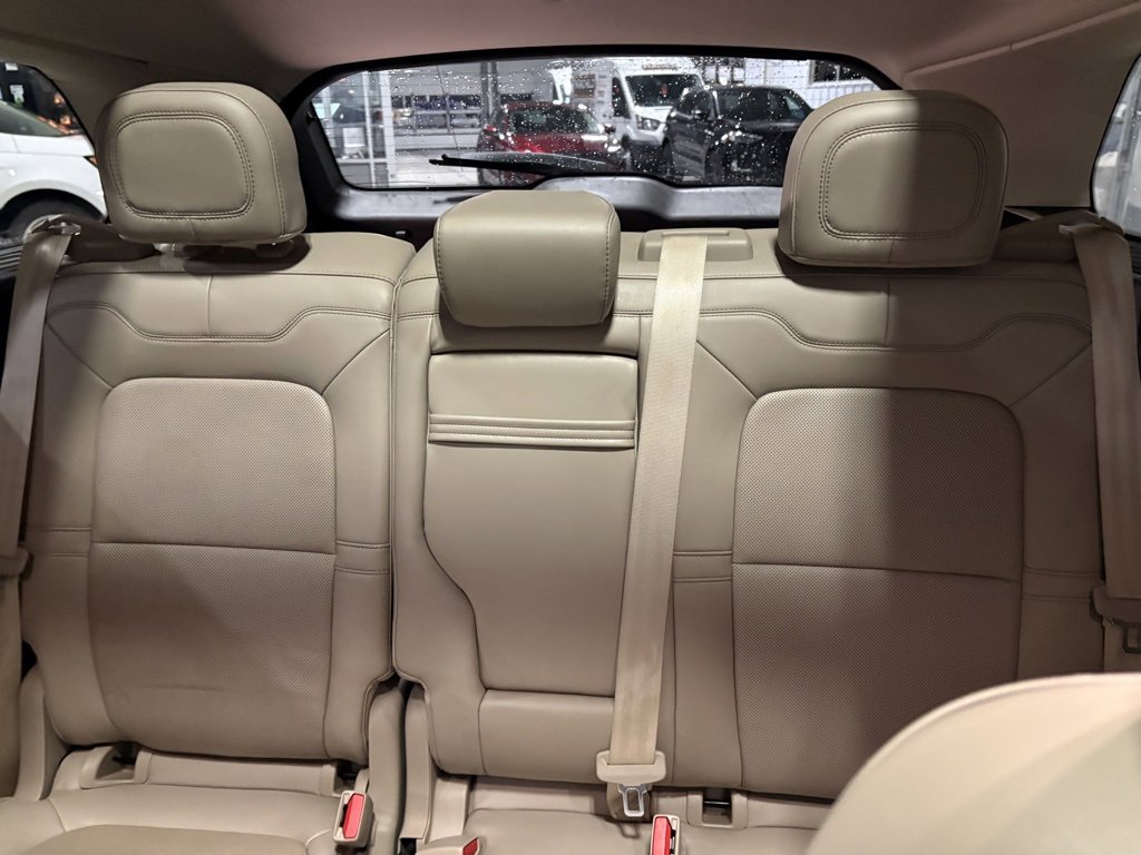 Used 2021 Lincoln Corsair Reserve w/ Equipment Group 201A image 28