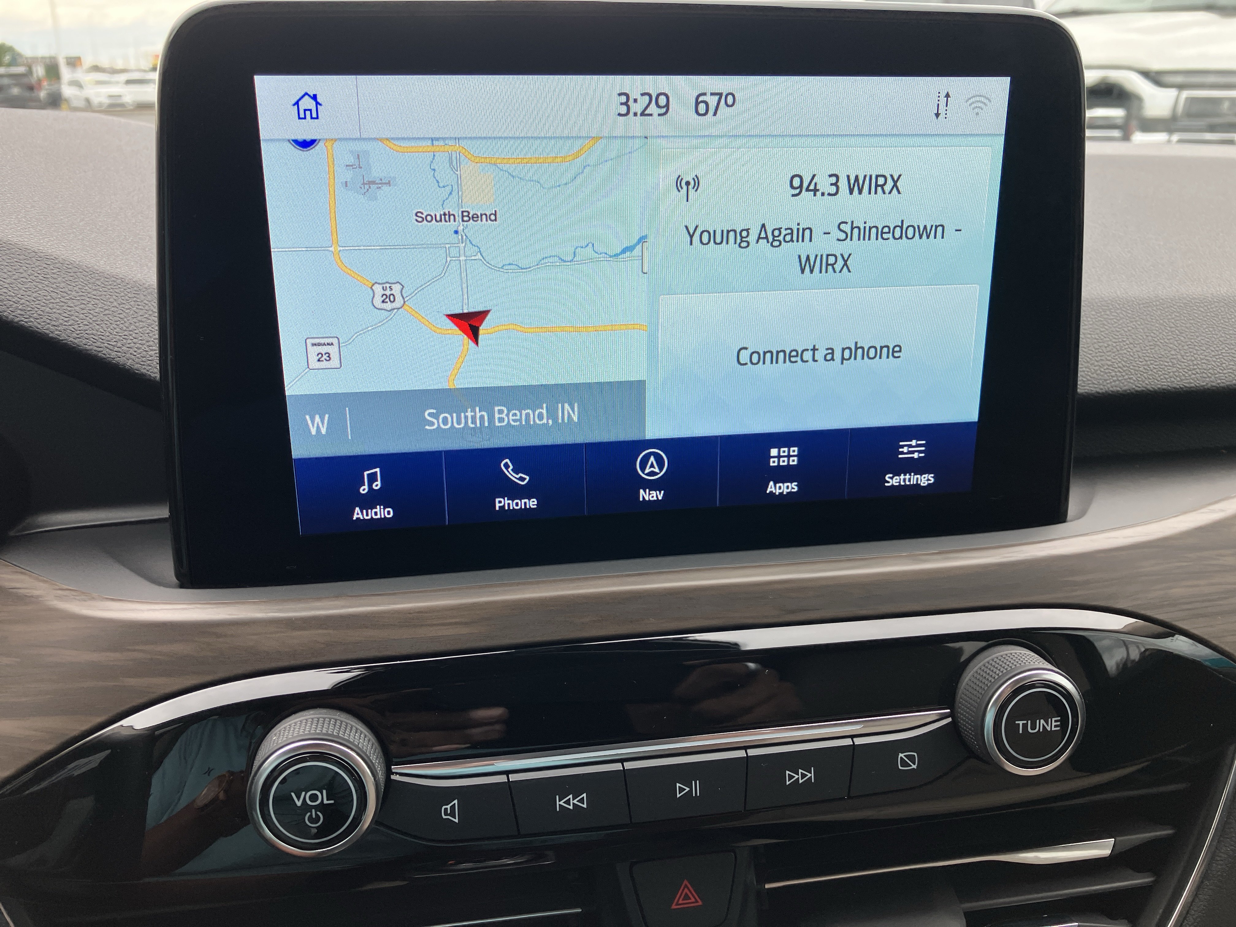 Used 2020 Ford Escape Titanium AWD/4WD image 24