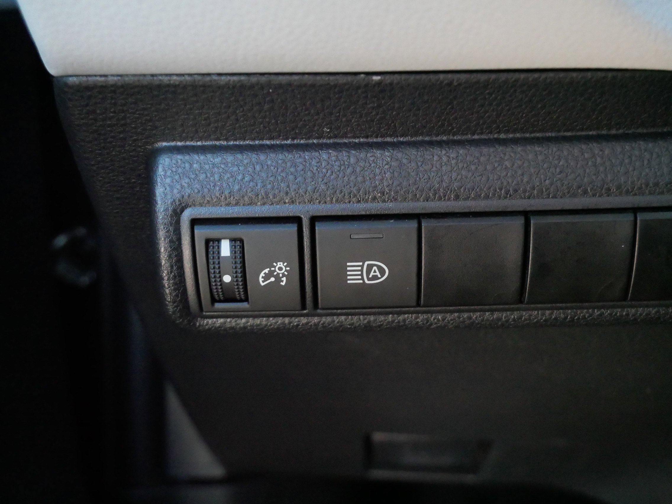 Certified 2024 Toyota Corolla SE w/ SE Premium Package image 26