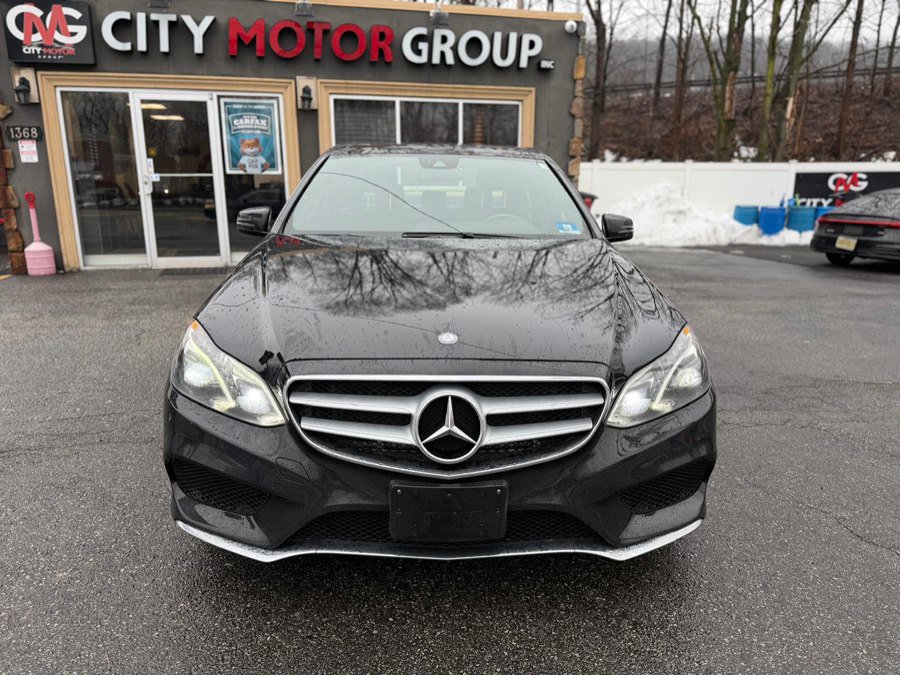 Used 2014 Mercedes-Benz E 350 4MATIC Sedan image 2