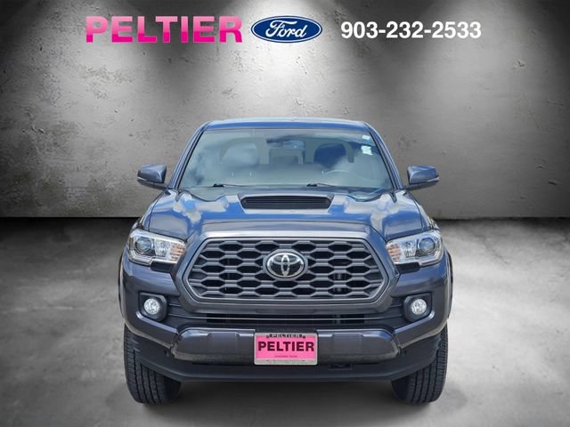 Used 2020 Toyota Tacoma TRD Sport AWD/4WD image 2