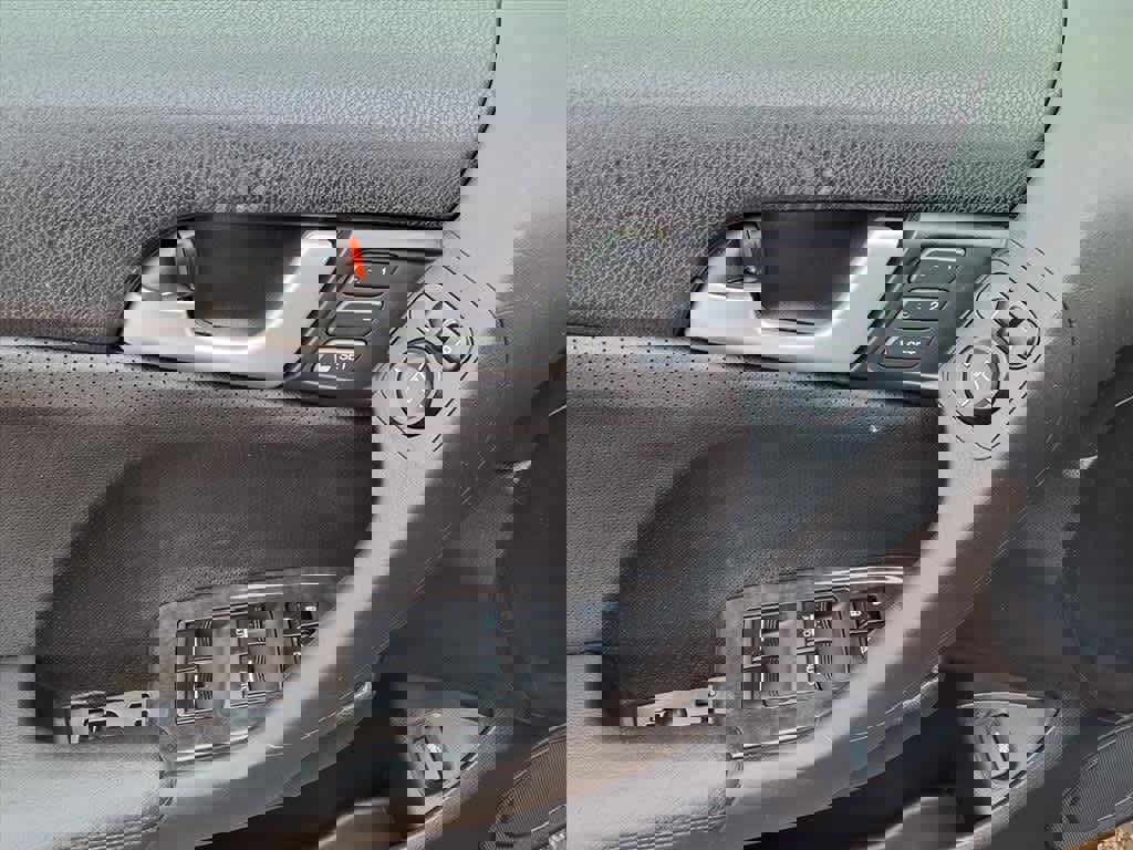 Used 2012 Acura TSX Sedan image 14