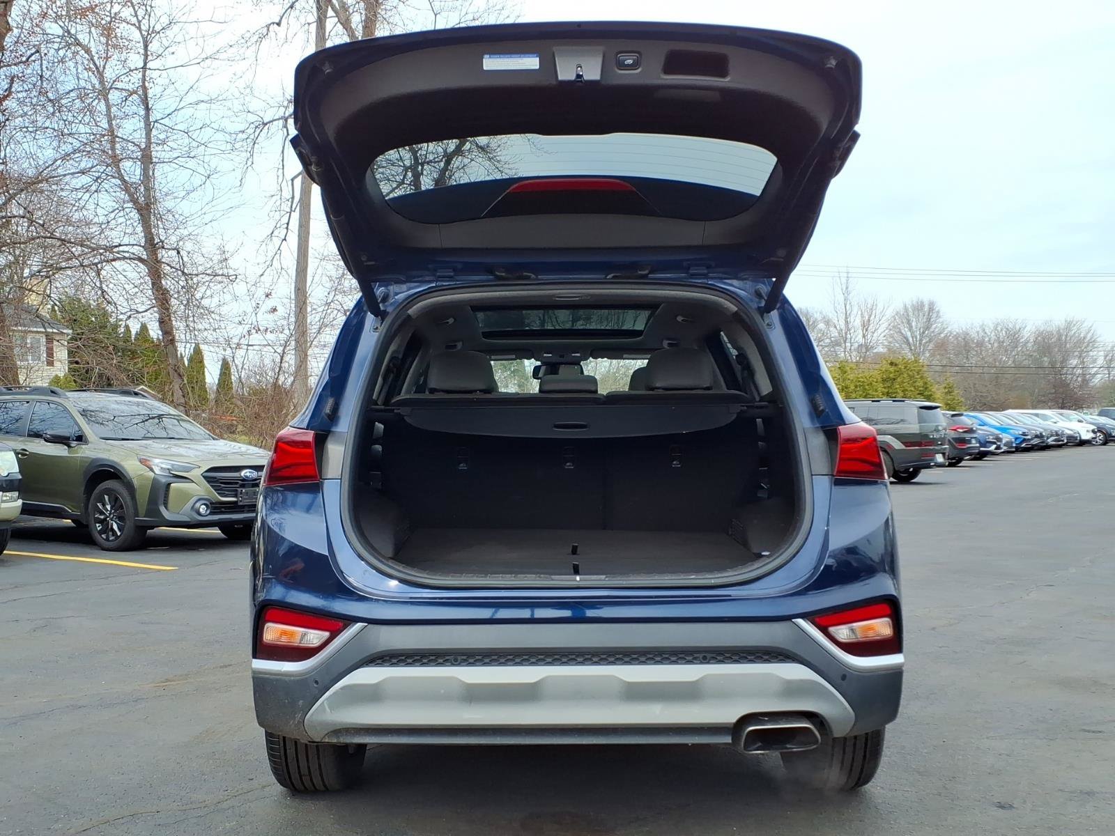 Used 2019 Hyundai Santa Fe AWD image 10