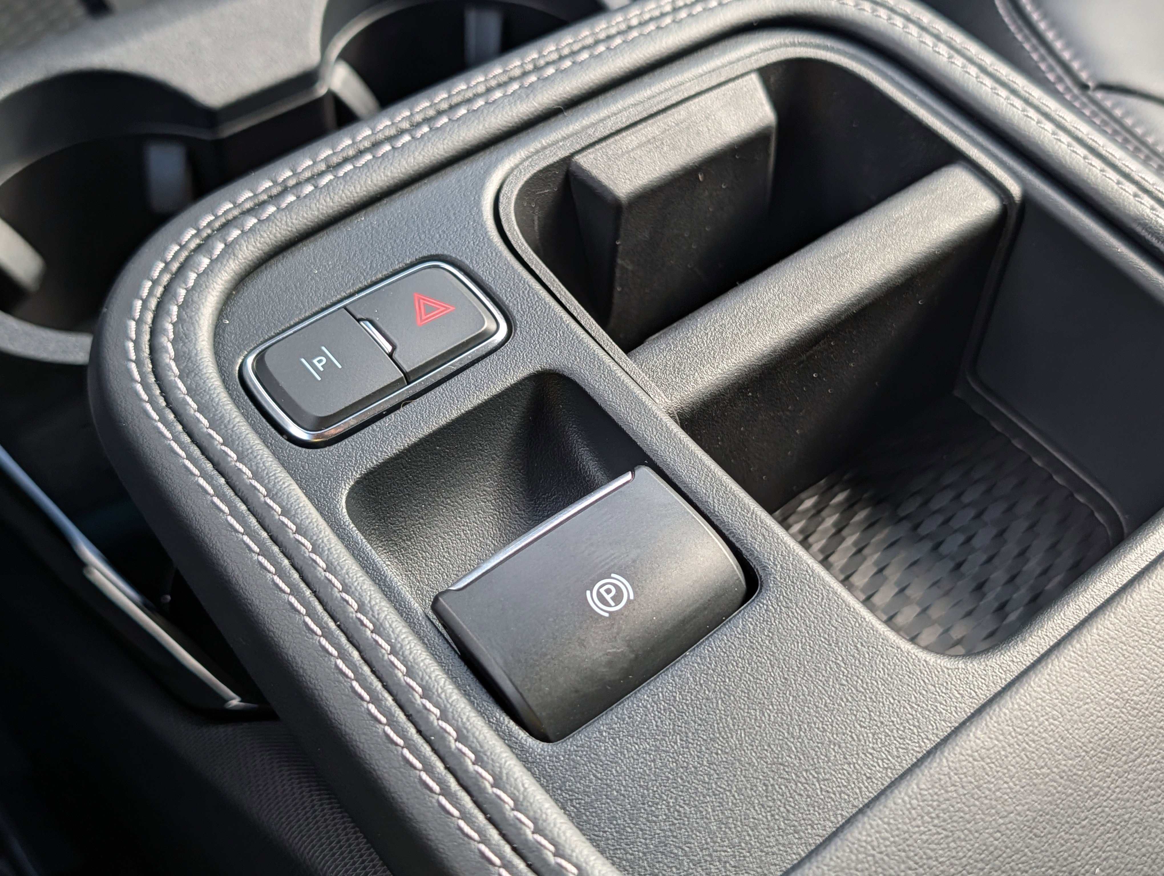 Certified 2025 Ford Mustang Mach-E Select RWD image 31